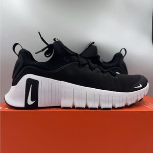 Nike Free Metcon 6 Black White BRAND NEW Multiple Sizes